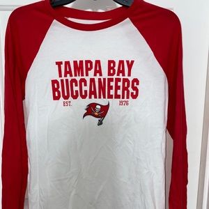3/4 sleeve Tampa Bay Buccaneers shirt